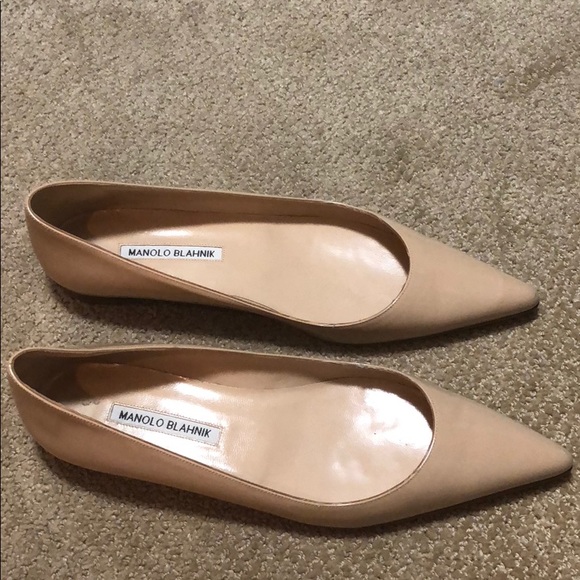 Manolo Blahnik Shoes - MANOLO BLAHNIK Nude Pointed flats